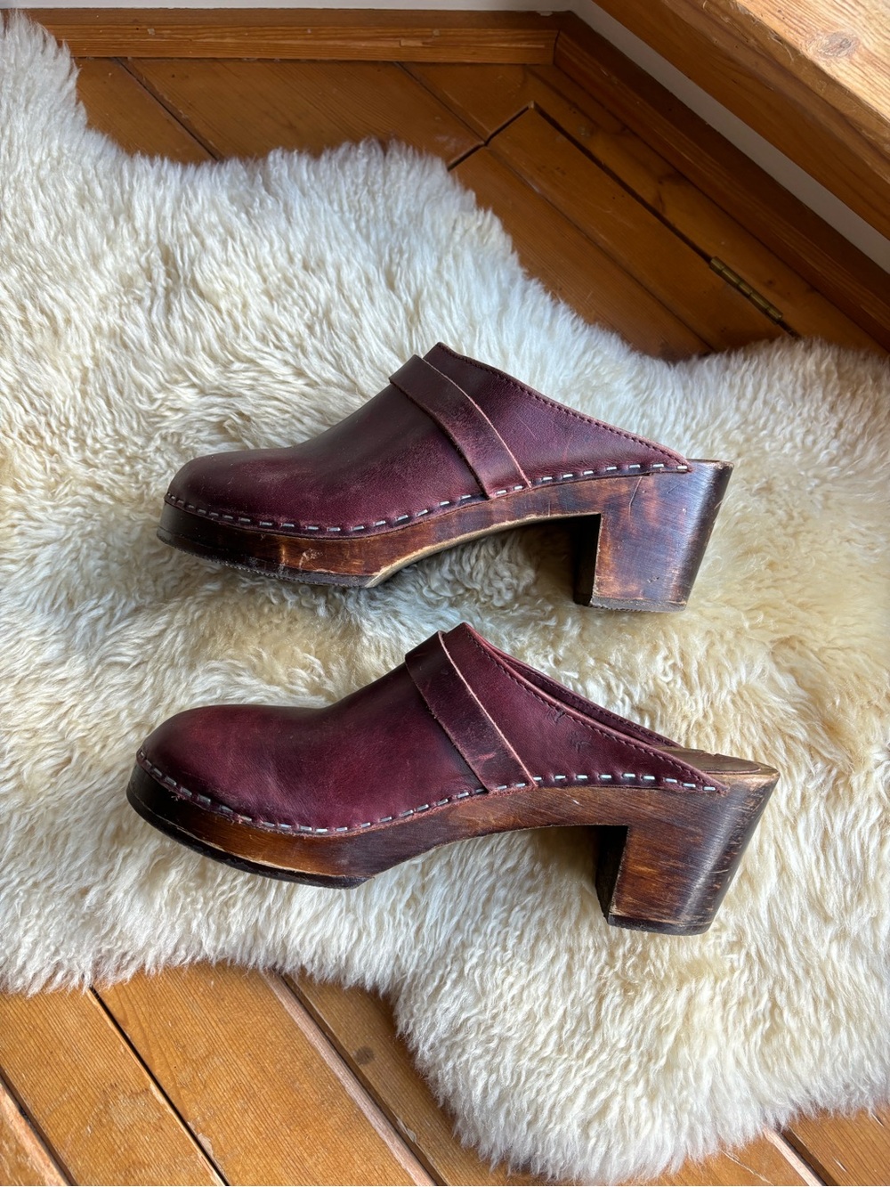 Maguba Swedish Clogs - Picture 3 of 13